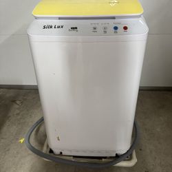 Portable Camper/ RV Small Apartment Size Silk Lux Washing Machine