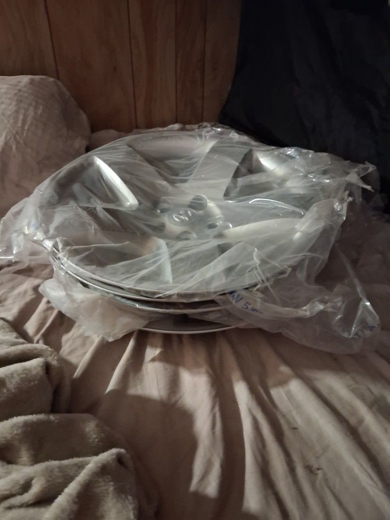 Hub Caps For Dodge Chrysler Magnum 2008-2023