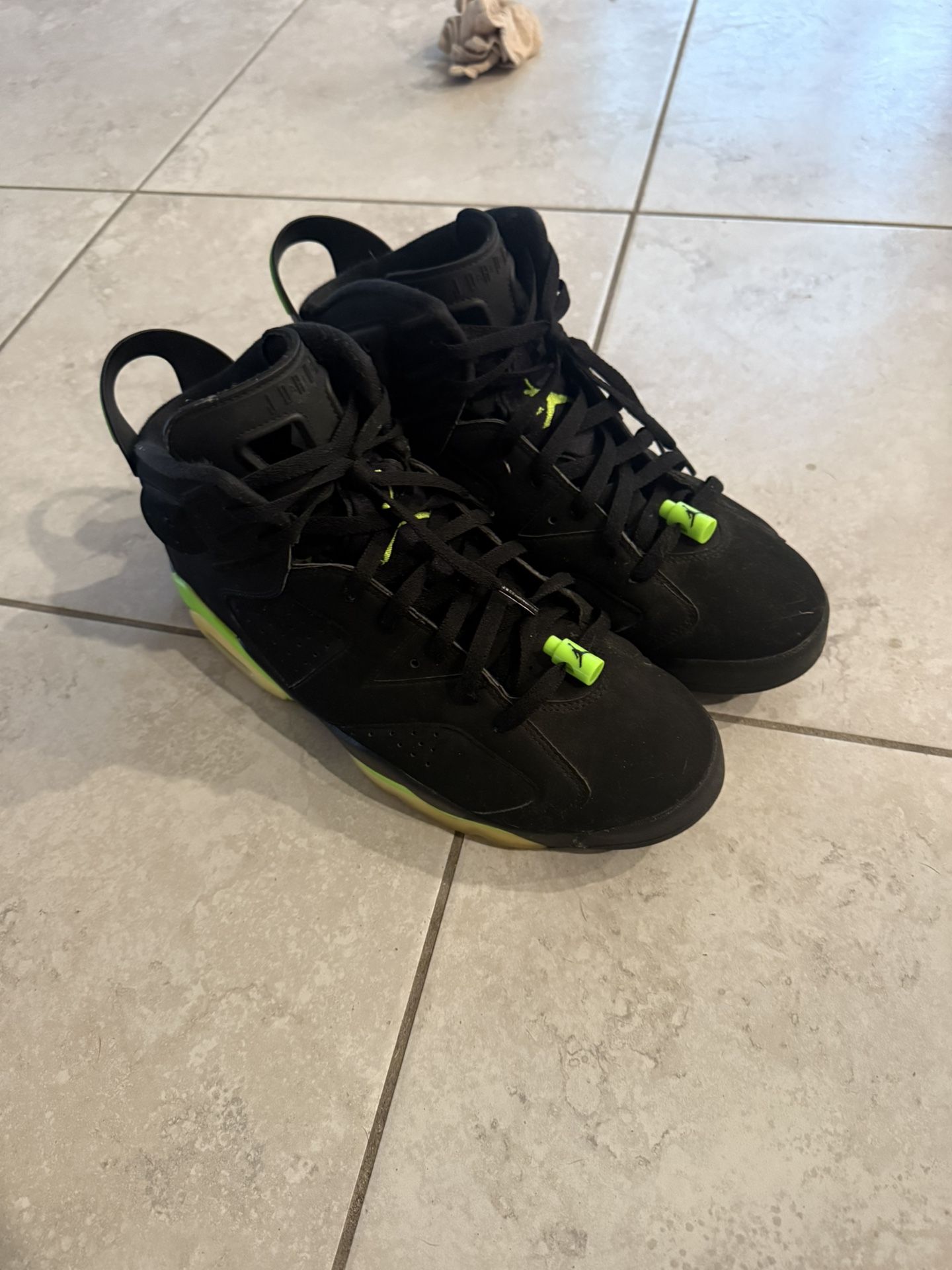 Air Jordan 6 Electric Green (Mens Size 13)