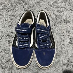 Velcro’s Vans 