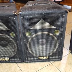 Big Yamaha Speakers 