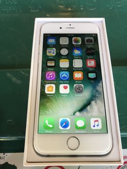 IPhone 6 64gb unlocked brand new!!