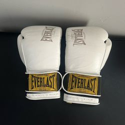 16oz Everlast White 1910 Boxing Gloves 