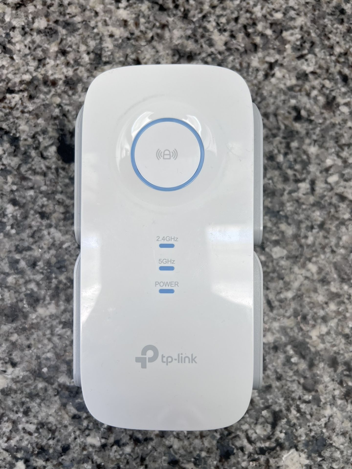 TP-Link AC2600 WiFi Extender(RE650), Up to 2600Mbps, Dual Band WiFi Range Extender, Gigabit Port, Internet Booster, Repeater, Access Point,4x4 MU-MIMO