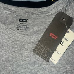 Levi’s Brand New With Tags Men’s Shirts