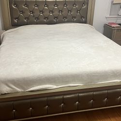 Bedroom set (Mattress not included)