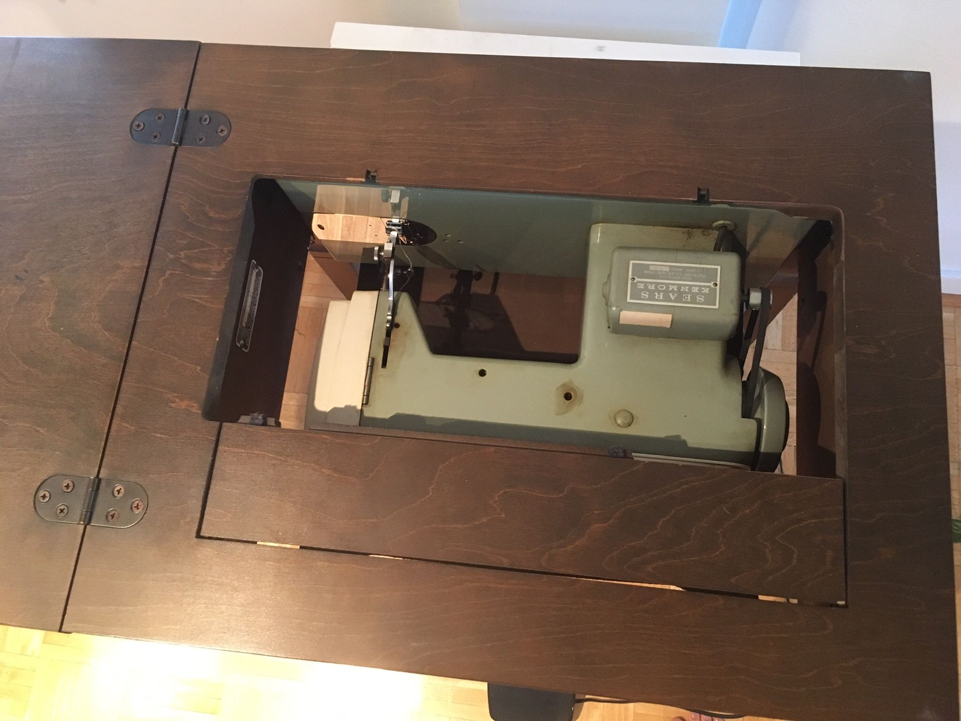 Sears Kenmore Vintage Table Sewing Machine!!! Model 2142 for Sale in Forest Park, IL OfferUp