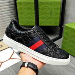 New Men's Gucci Sneakers  