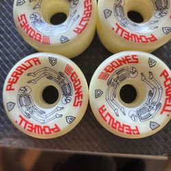 Powell G Bones 64mm