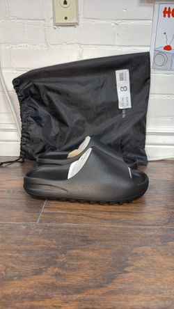 Yeezy Slide YS-01 Black