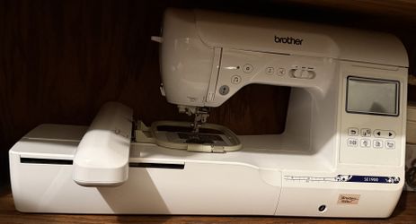 Brother SE1900 Embroidery & Sewing Machine 