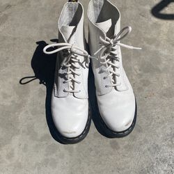 Doc Martin Boots