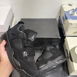  Aj4 Nike Air jordan 4 retro black cat size 7,7.5,8,8.5,9,9.5,10,10.5,11,12 