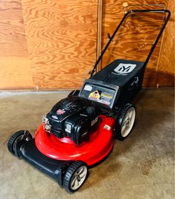 Yard Machines 21-inch Lawn Mower - Excellent Condition