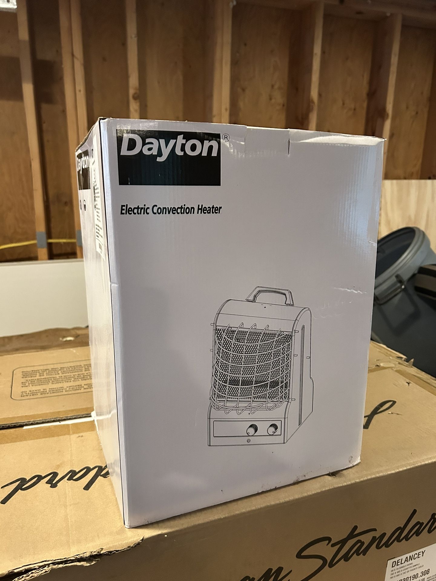 Dayton 3VU31B Space Heater