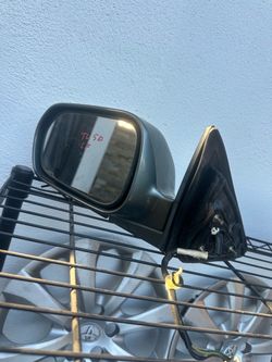 Honda left side mirror