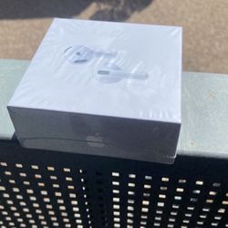 AirPods 4th Generation With Active Noise Cancellation 