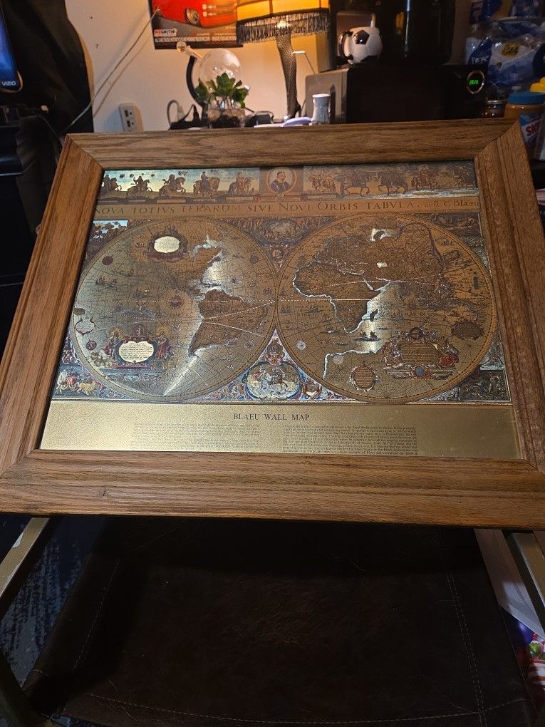 Gold BLAEU WALL MAP