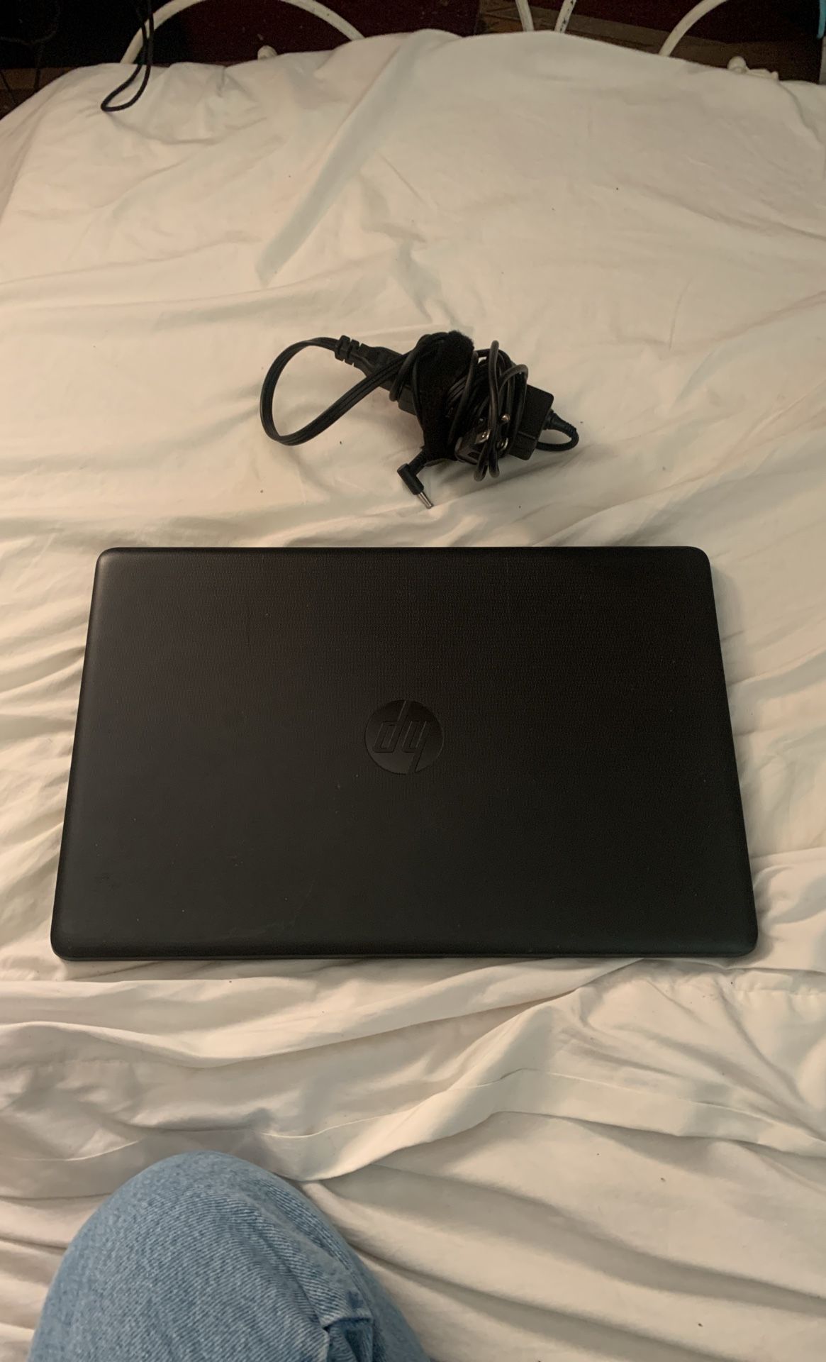 HP 250 G8 Laptop, 1000 GB, 16 RAM