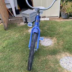 Women’s Cruiser Bike – Like New!