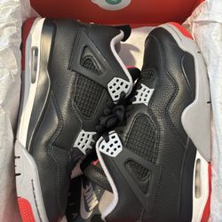 Jordan 4 Retro Bred Reimagined Size 8 