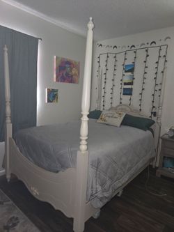 Full Size Bed Fram & Dresser Set
