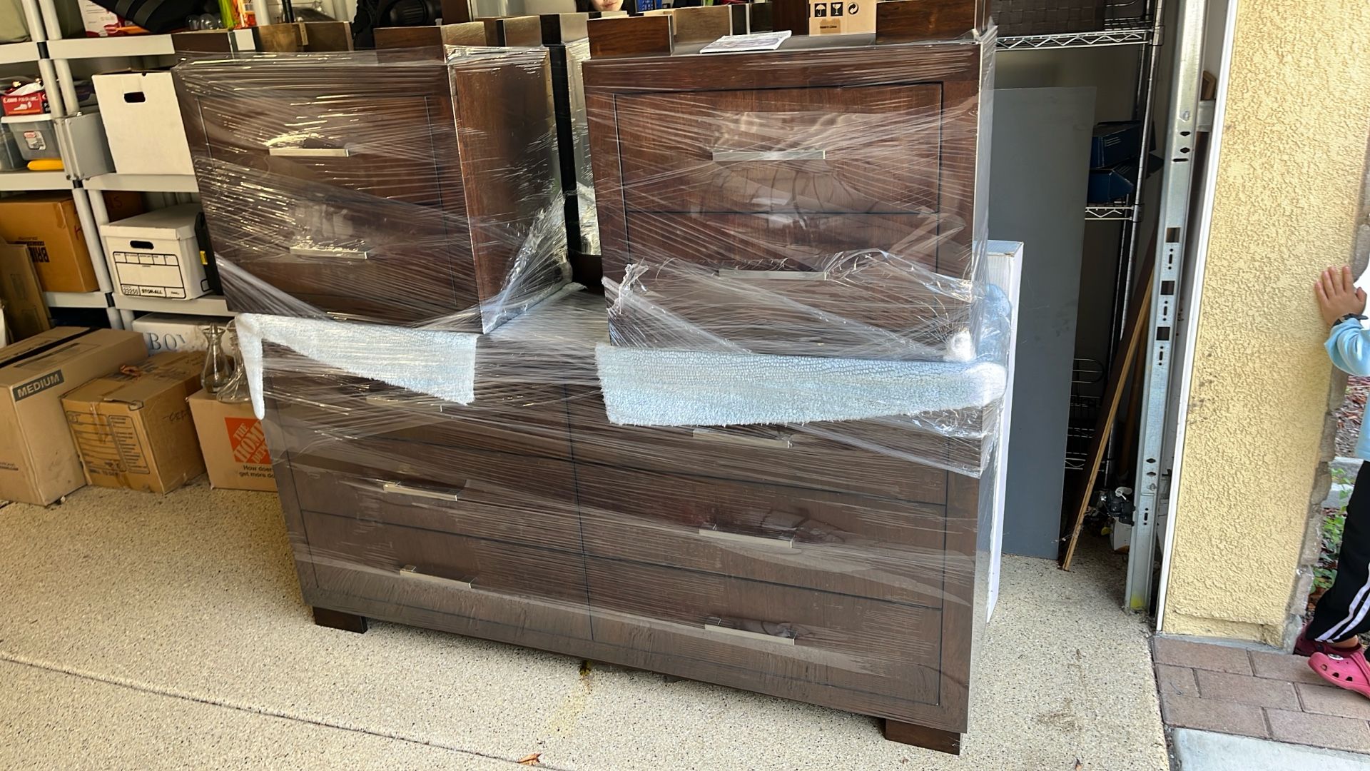 10 Drawer Bedroom Set