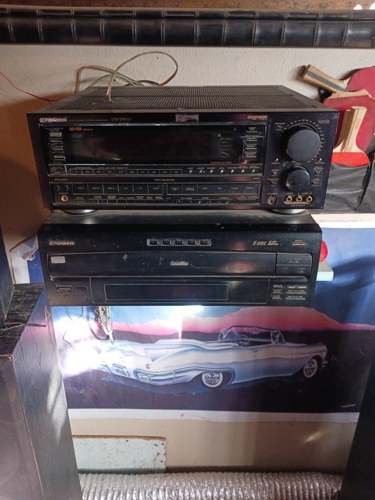 Pioneer Vsx D901s Receiver With Pioneer 5 Disc Multiplayer