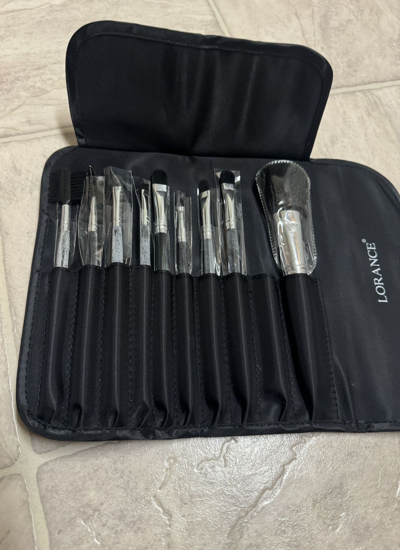 9pcs Makeup Brushes Cosmetic Eyebrow Blush Foundation