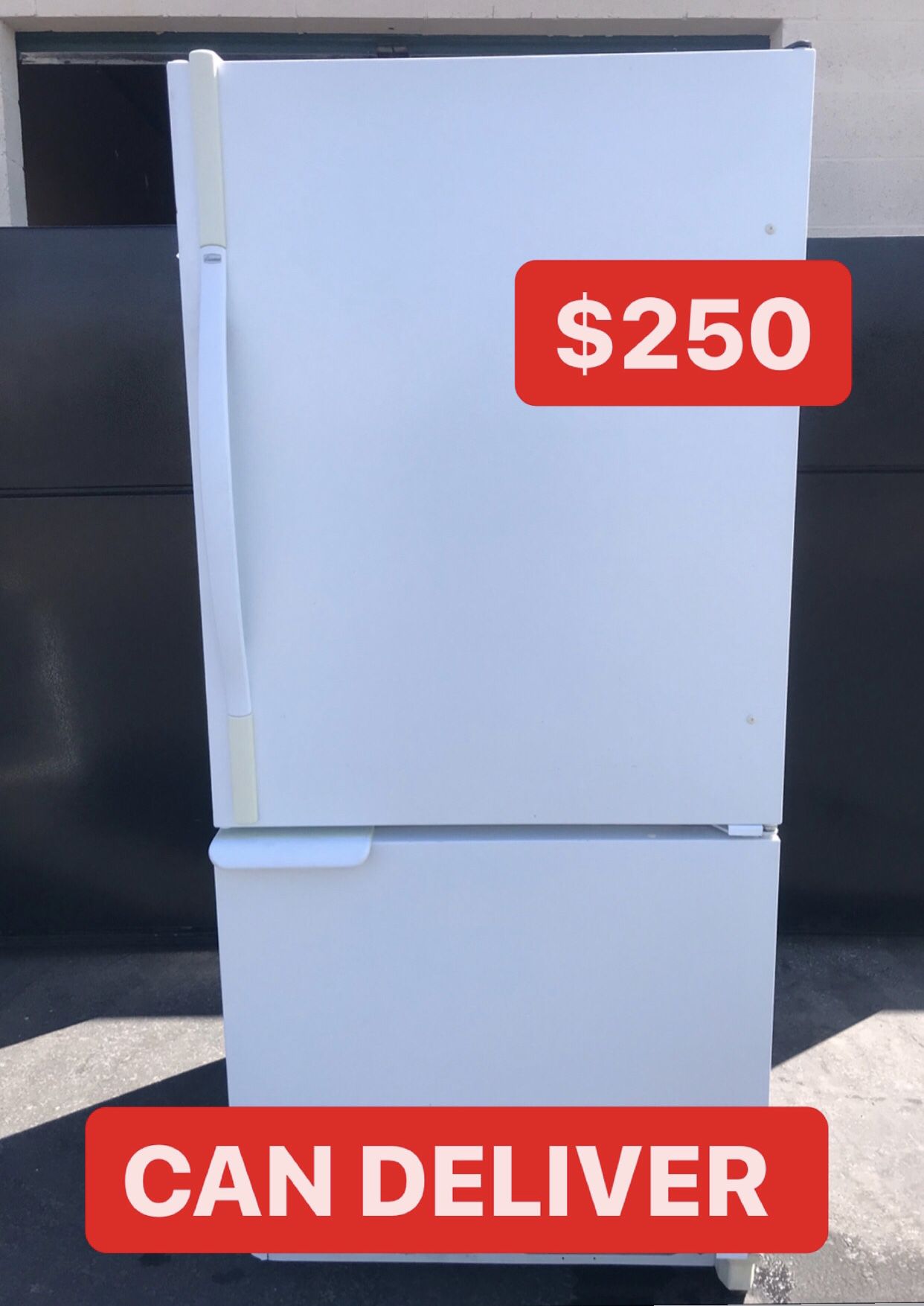 White Maytag/Amana Full size apartment/ garage refrigerator/ fridge! Can Deliver!