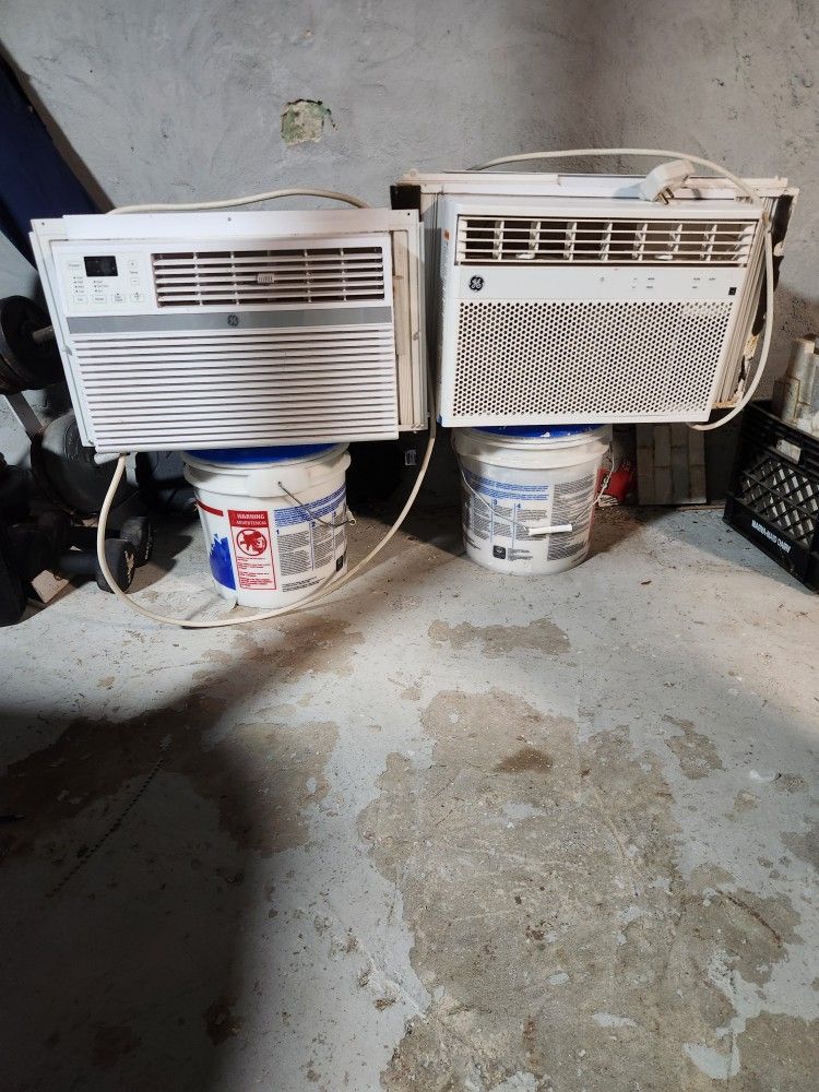 2 Windows Air Conditioner 