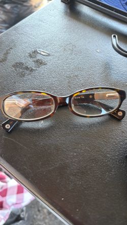 Frame glasses coach
