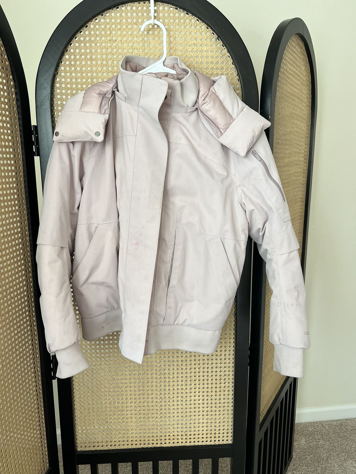 Lululemon Water-resistant Puffer Coat Of Size 8