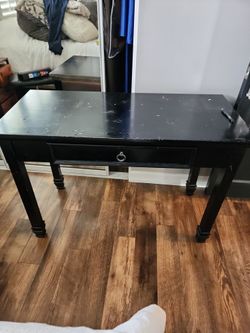 Free Desk