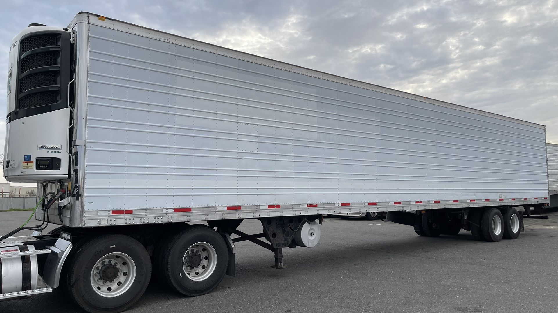 2006 Utility Reefer Trailer