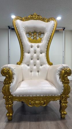 Throne chair