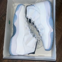 Jordan 11 Retro - Legend Blue (2024) Size 11.5