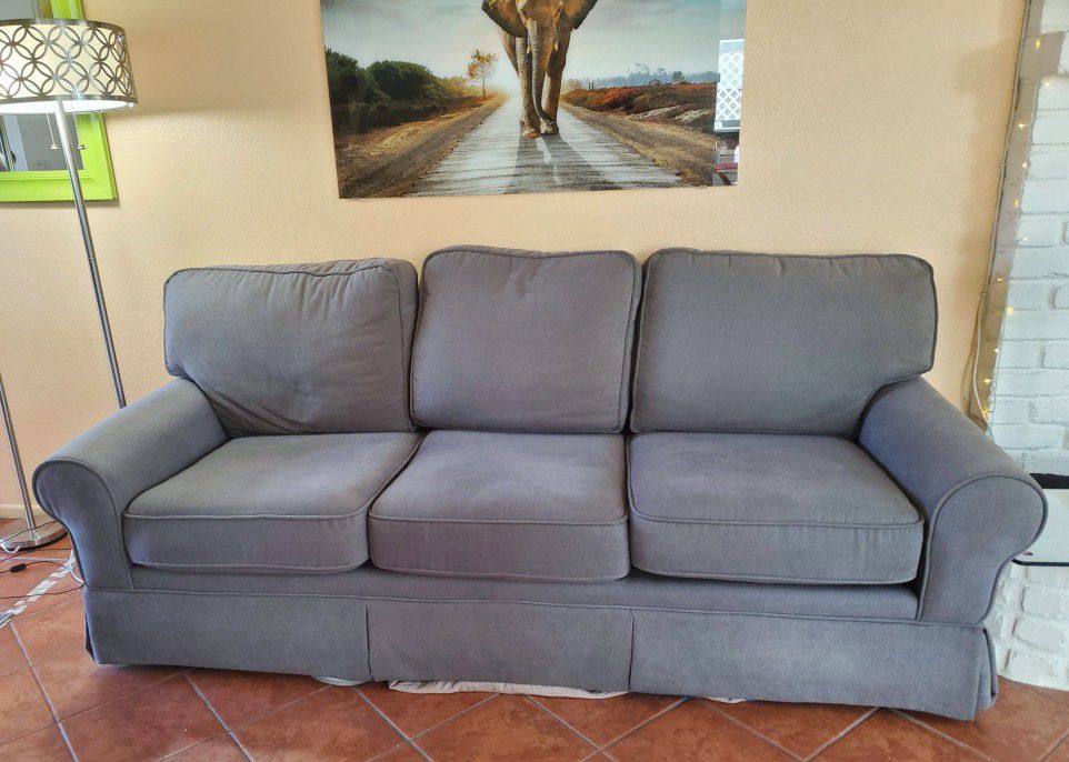 Couch In Great Condition  Looking For A New Home