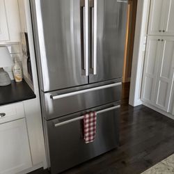36” BOSCH 800 SERIES 4 DOR FRENCH DOOR COUNTER-DEPTH STAINLESS STEEL “WORKS GREAT”