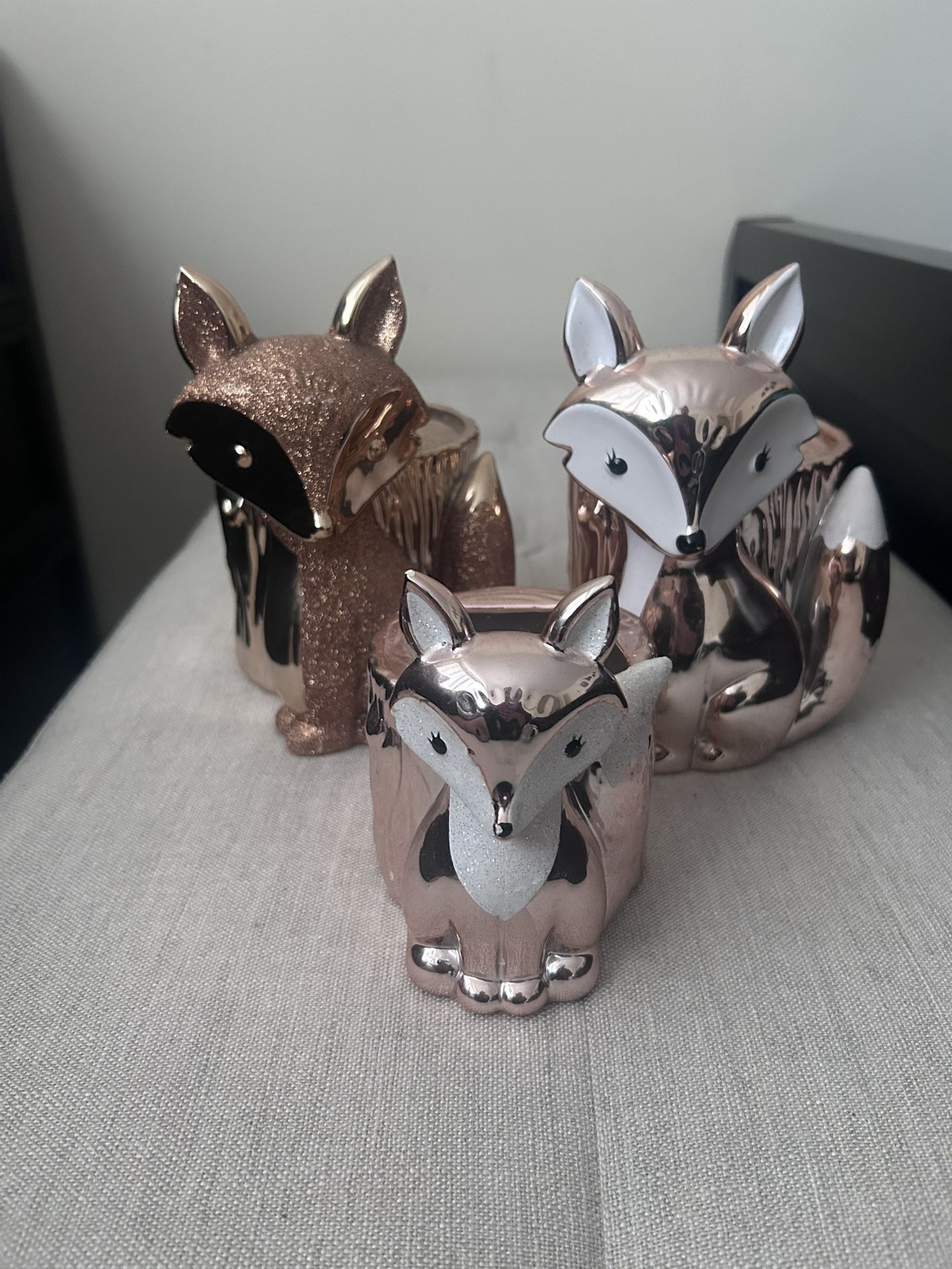 Bath And Body Works 3-wick Holders plus mini Soap Holder