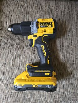 20V Lithium-lon

Cordless Brushless 1/2 in. Compact Drill Driver (Tool Only)