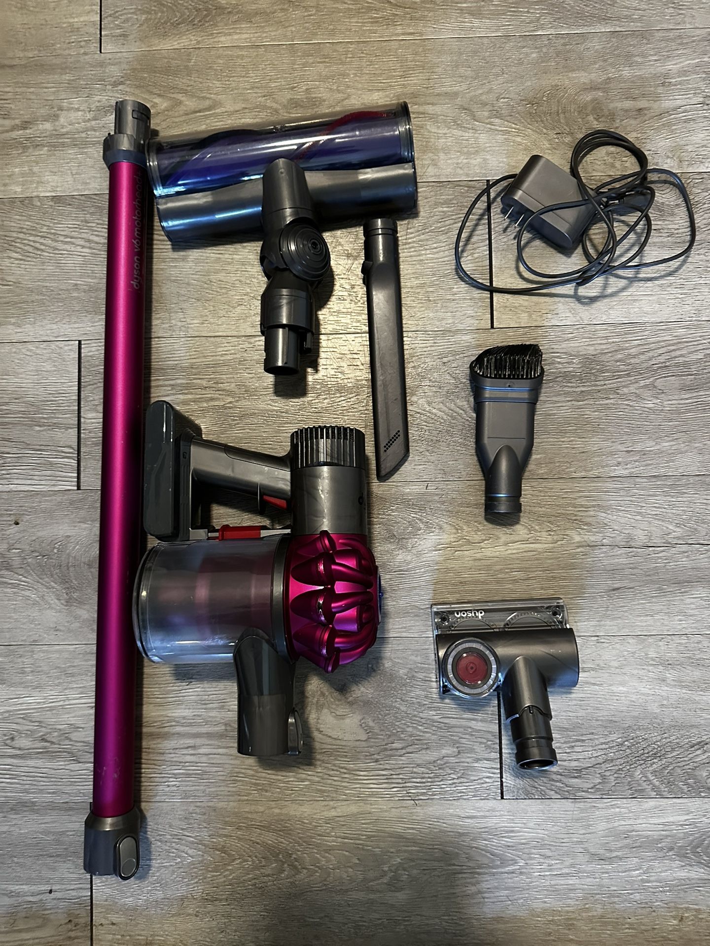 Dyson V6 Motorhead Cordless Vacuum – Serviced + Upgraded Battery