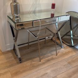 Mirrored Desk and Acrylic Chair Set 