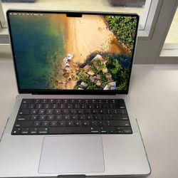 MacBook Pro M1 - And 1T 