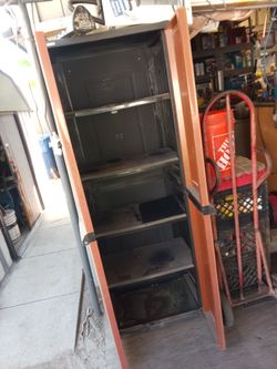 Vinyl Cabinet 16"X25'"