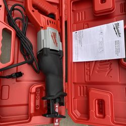 Sawzall Milwaukee Heavy Duty Saw