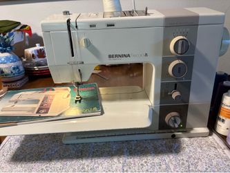Bernina 930 Sewing Machine