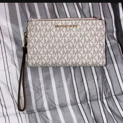 MK Wristlet 