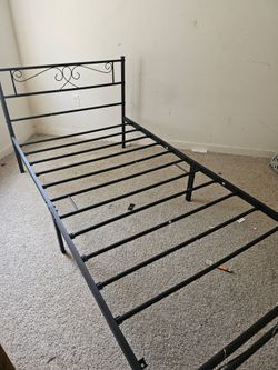 FREE! Metal twin bed frame!!