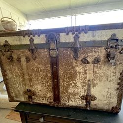 Antique Domed Steamer Trunk Mid 1800’s Early 1900’s